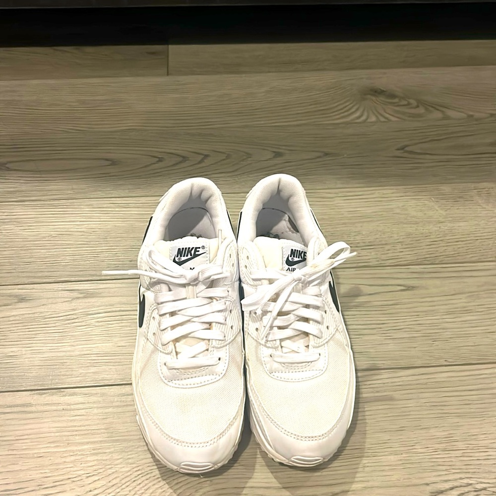 Nike AirMax size 10 shoes